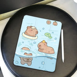 Coque Ipad Capybara Nage
