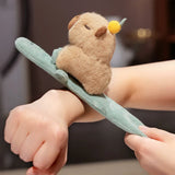 Peluche Bracelet Capybara Crocodile